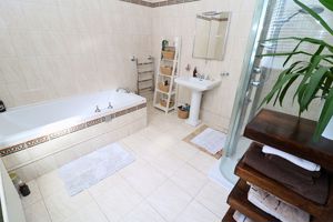 Photo 34- click for photo gallery